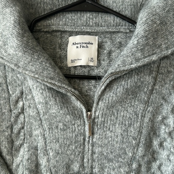 Abercombie & Fitch Merino Wool Blend Cable Half-Zip Sweater - Picture 2 of 5